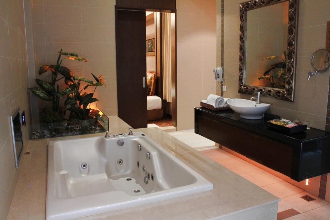 Amain Boutique Motel - Tucheng 217 Екстер'єр фото